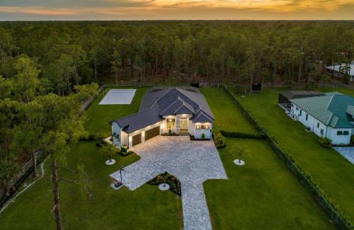 Rural Estates Villa | Sports Ranch Luxe Estate