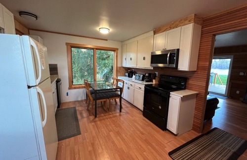 Clatskanie House | Sportsman Lookout - Columbia Riverfront/Dock
