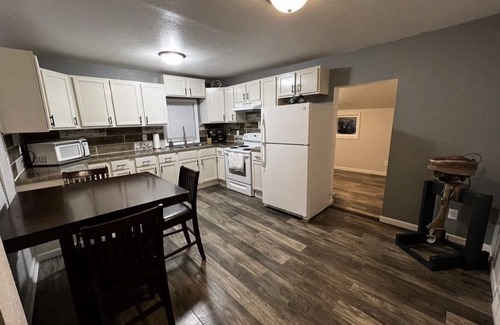 Ortonville House | Sportsman's Country Lodge: The Roost