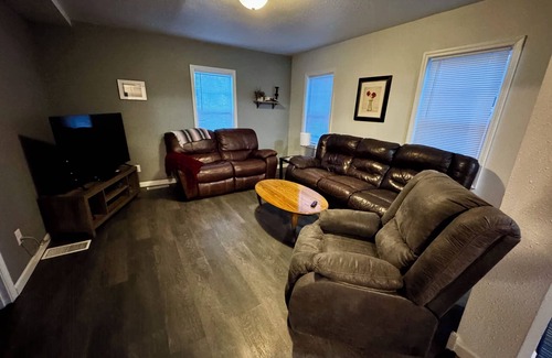 Ortonville House | Sportsman's Country Lodge: The Roost