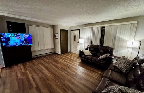 Ortonville House | Sportsman's Country Lodge: Wild Turkey