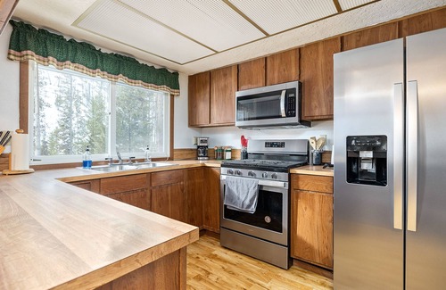 Stanley Cabin | Sportsman's Getaway - STANLEY IDAHO CABIN USA