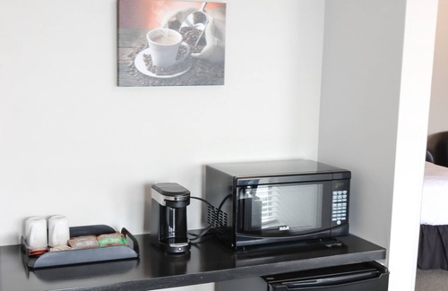 Port McNeill Hotel | Sportsman's Inn on the Harbour Front