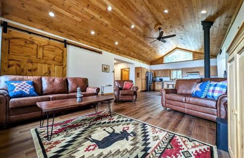 Ellsworth House | Sportsmans Waterfront Log Cabin