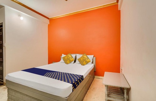 Bangalore City Center Hotel | SPOT ON 74229 Hotel Thirumala Landmark