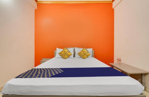 Bangalore City Center Hotel | SPOT ON 74229 Hotel Thirumala Landmark