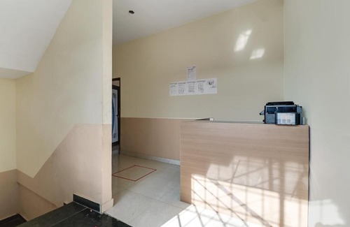 Hassan Hotel | SPOT ON 76940 Sri Annapoorneshwari Residency Boarding & Lodging