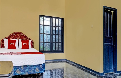 Cikampek Hotel | SPOT ON 91798 Hotel Grand Mutiara