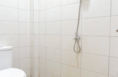 Tarakan Hotel | SPOT ON 92782 Rumah Kost Kita Tarakan