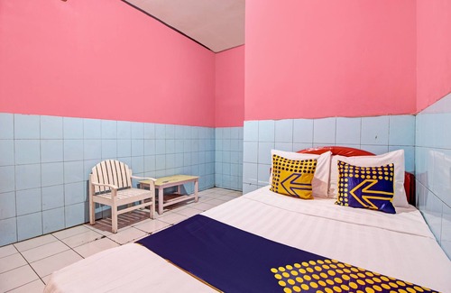 Ambarawa Hotel | SPOT ON 92791 4 Saudara Hotel