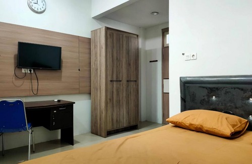 Makassar Hotel | SPOT ON 92900 Kost 3 Kelor Syariah
