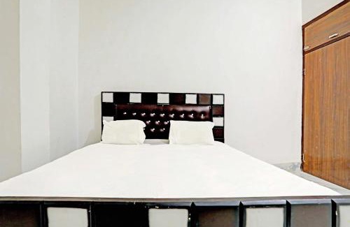 Etah Hotel | SPOT ON Sweet Suite