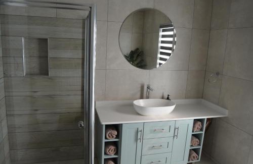 Parys Villa | Spot the 10th