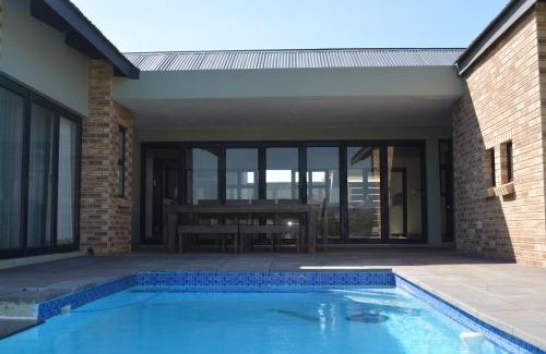 Parys Villa | Spot the 10th