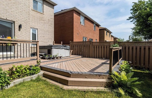 Caledon House | Spotless Bright Home By The Headwaters In Orangeville!