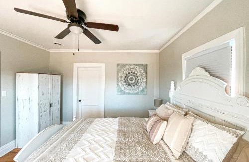 Fieldale House | Spotless, Comfortable home with Hot Tub!