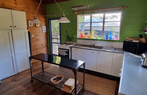 Mystery Bay House | Spotted Gum Retreat: cosy nest @ Mystery Bay