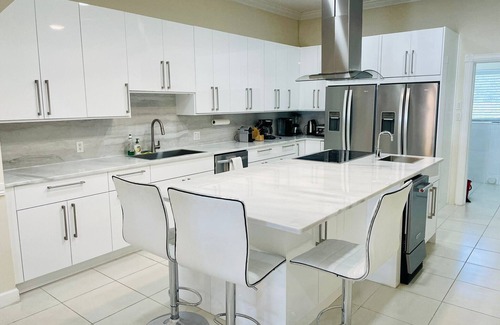 South Sound Villa | Sprat Bay Luxury Villa