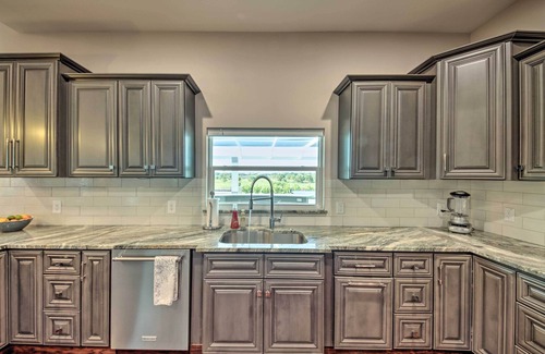 LaBelle House | Sprawling Fort Denaud Paradise: Pool, Hot Tub