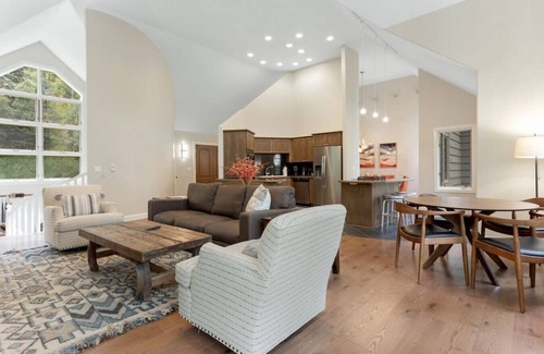 Highland Meadows House | Sprawling West Vail Home - Private Hot Tub!
