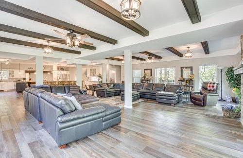 Lake Delton Villa | Sprawling Wisconsin Dells Home with Deck and Fire Pit