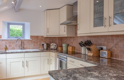 Bolberry Cottage | SPRING BARN, pet friendly, with open fire in Hope Cove