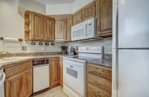 Summit Cove Condo | SPRING BREAK SPECIAL! Perfect Family Getaway! Amazing Indoor Pool & Hot Tub