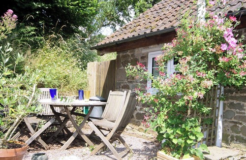 Llandogo Cottage | Spring Cottage - HW7734