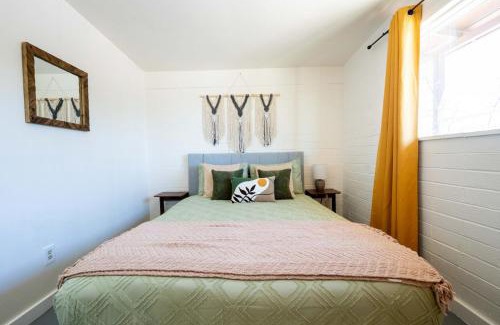 Rincon Heights Apartment | Spring Dream 2BR Apt with Parking in the Heart of DT