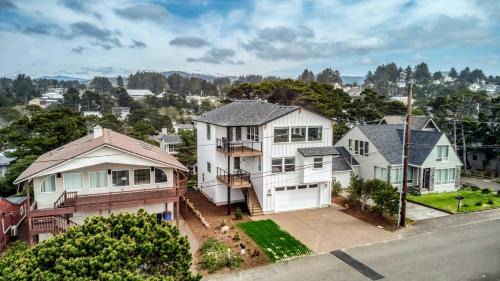 Lincoln City House | Spring Fever