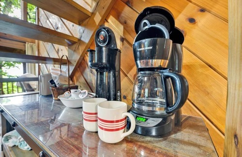 Sevierville Cabin | SPRING Forward, with SUMMER Right Around The Corner!