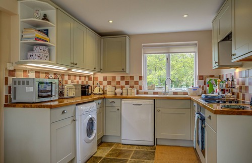 Begbroke Apartment | Spring Hill Cottage | Oxfordshire Holiday Let | 2 Beds & Sleeps 4