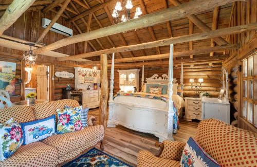 Rudy House | Spring Hill Farm - The Happy Hound