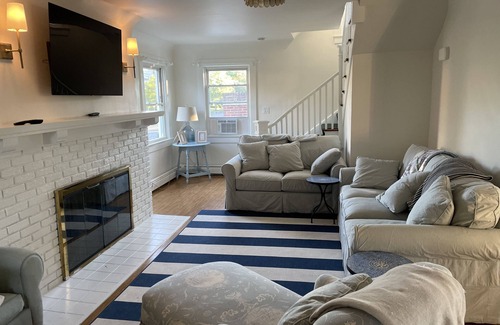 Spring Lake House | Spring Lake - 5 Bedrooms. Walk to Town, Beach & Train