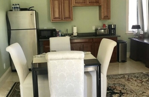 Altamonte Springs House | SPRING LAKE GETAWAY SUITE (Detached Guest House)
