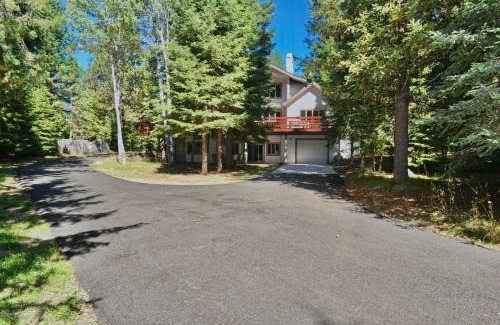 McCall House | Spring Mountain Manor by Casago McCall - Donerightmanagement