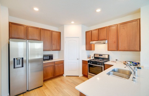 Spring House | Spring Retreat w/Private Yard & Charcoal Grill!