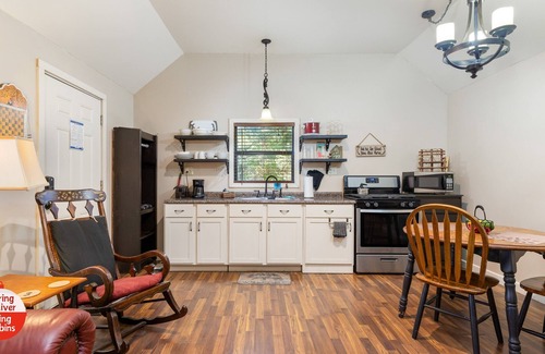 Miami Cabin | Spring River Fishing Cabin #3 Honeymoon Suite