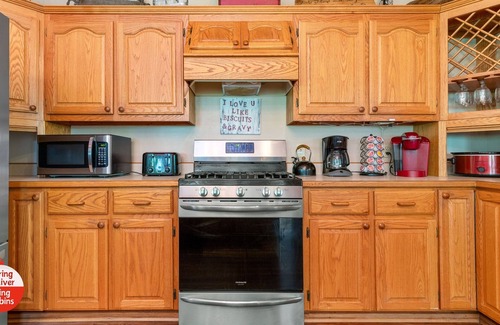 Miami Cabin | Spring River Fishing Cabins - All 4 Cabins