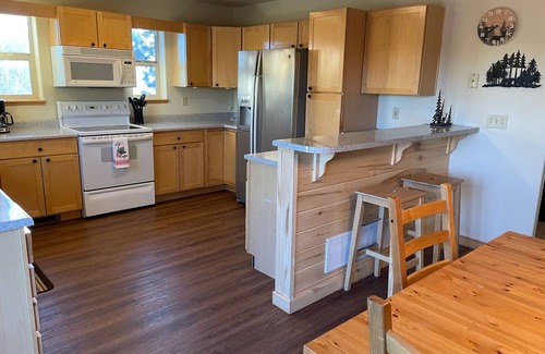 Divide Cabin | Spring Special! Mountain Aerie!