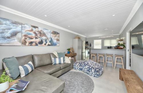 Struisbaai Apartment | Spring Tide on 28 Main Struisbaai