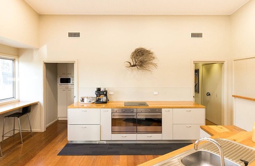 Shoalhaven City Council House | Springbank House - by Latitude South Coast