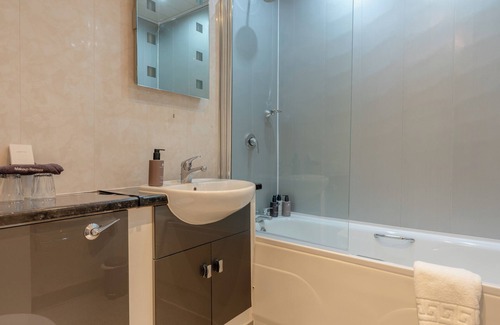 Darwen Hotel | Springbank Manor