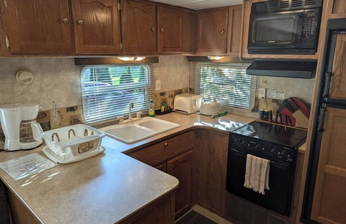 Cloyne House | Springdale Trailer at Bon Echo Family Campground | Rustic Stay w/Beach Accessn
