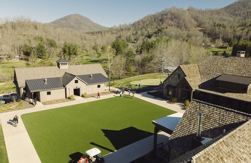 Canton Cottage | Springdale Treehouse Lodging 4