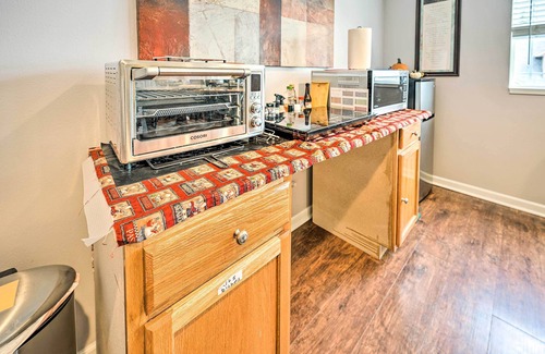 Springfield Apartment | Springfield Apt w/Deck + Central Location!