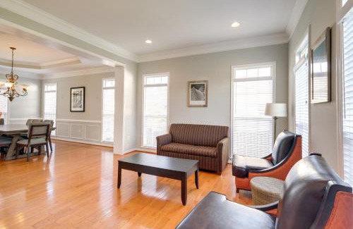 Springfield House | Springfield Sanctuary with Spacious Deck!