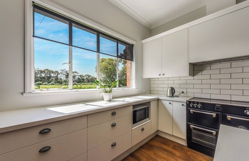 Blenheim House | Springfields Homestead - Rapaura Holiday Home