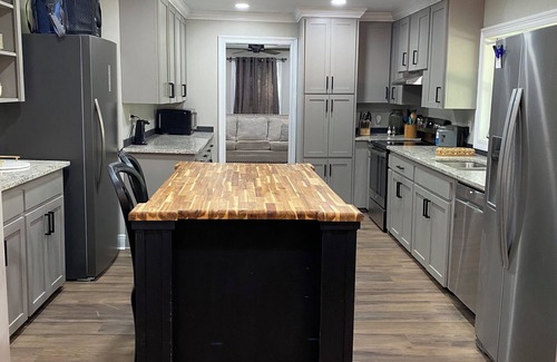 Laurel House | Springhill Place