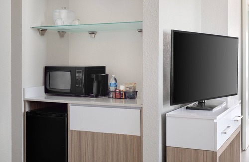 New Smyrna Beach Hotel | SpringHill Suites by Marriott New Smyrna Beach